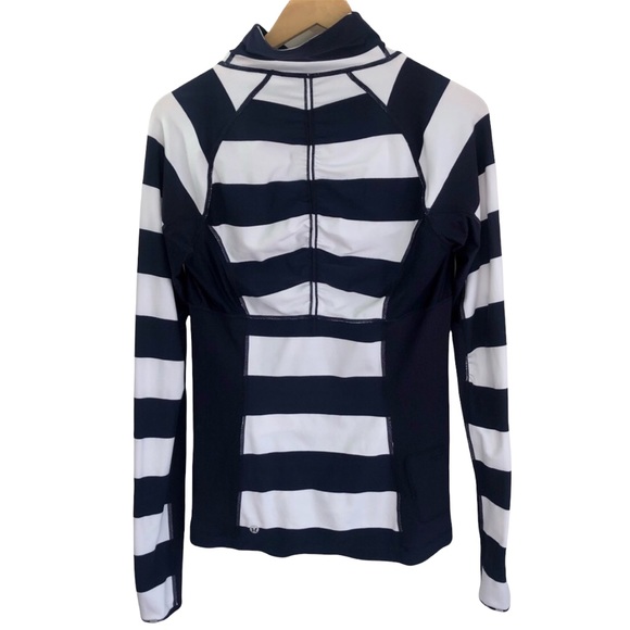 Lululemon 1/4 Zip - Picture 5 of 6
